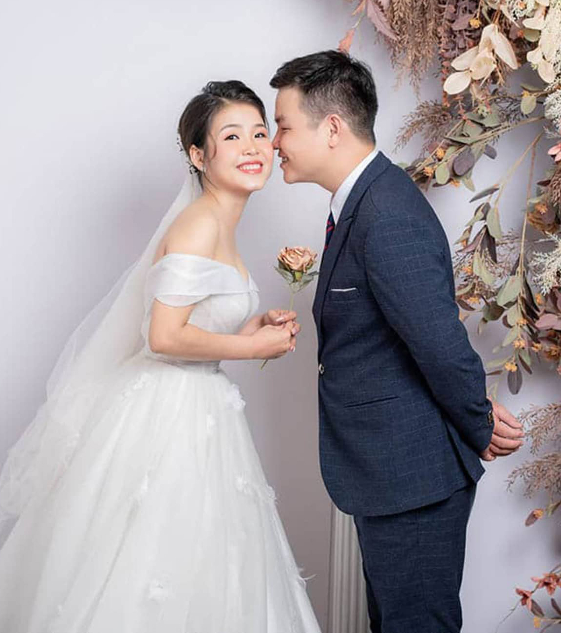 thiệp cưới điện tử