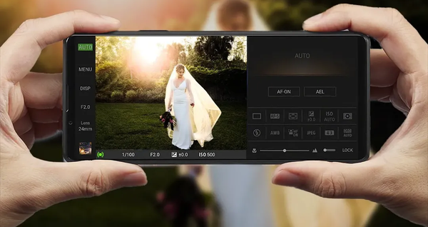 Thiệp cưới online đẹp